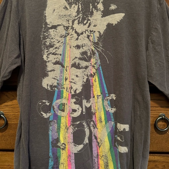 Magnolia Pearl Top 2213 Cosmic Love Viggo Tee - Picture 2 of 10